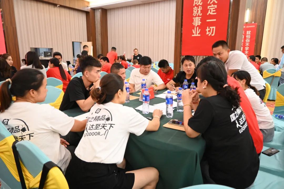 42ed6982eacd6696f78a7c83095cc72.jpg